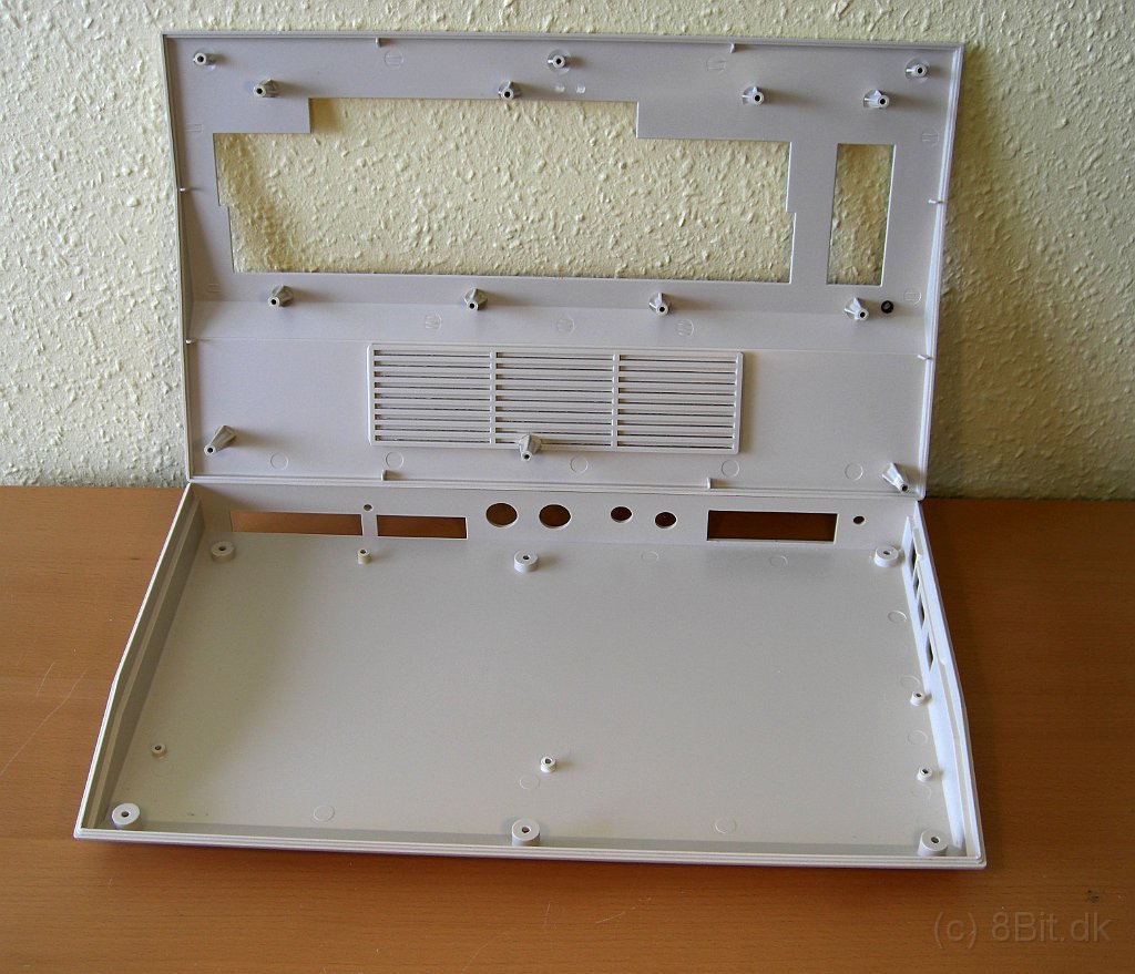 Commodore 64 Case Made in Australia_14.JPG